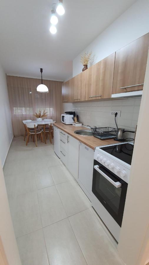 Apartman 8 เวิร์ดนิค ภายนอก รูปภาพ